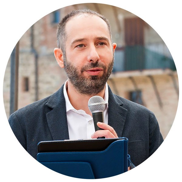 Daniele Gigli – Giornalista e Capo Redattore di Ciclopico Daniele Gigli - Giornalista e Capo Redattore di Ciclopico