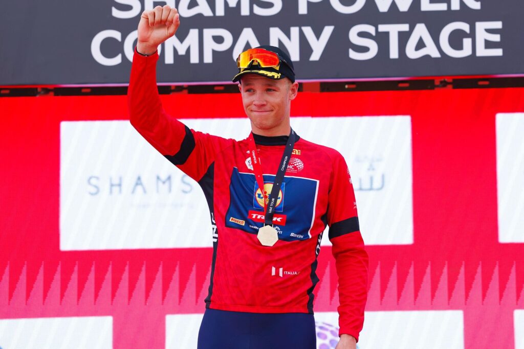 UAE Tour 2026: sette le tappe per arrivare alla vittoria finale, oltre 1000 chilometri totali 4 Tappa 1 UAE Tour 2025, esordio con vittoria e maglia per Jonathan Milan