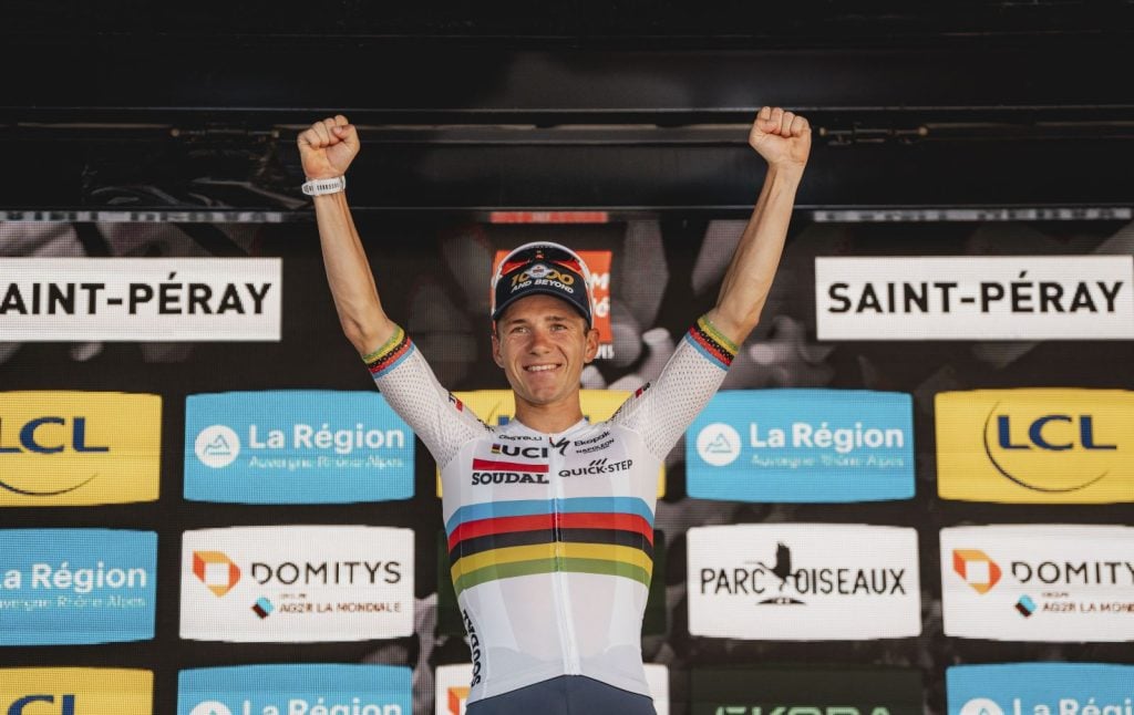Tappa 2 UAE Tour 2026: trionfo a cronometro e primato in classifica per Remco Evenepoel 2 Vittoria di Evenepoel nella crono Giro del Delfinato 2025