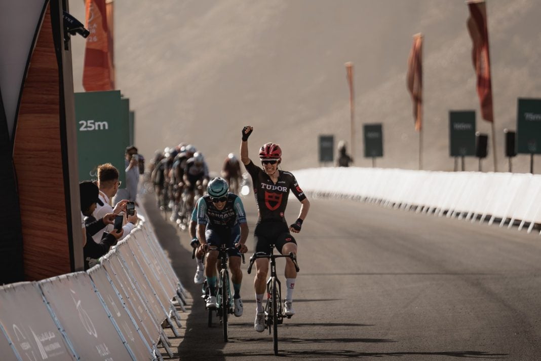 Tappa 3 AlUla Tour 2026, vittoria di Yannis Voisard nel primo arrivo in salita