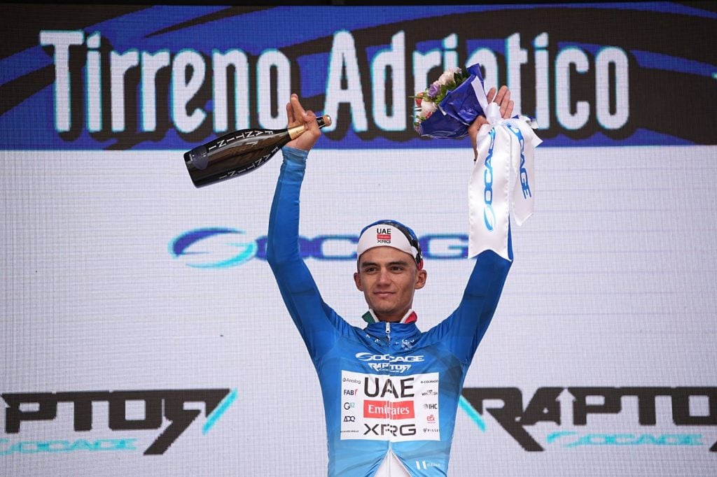 Tappa 2 Tirreno Adriatico 2026: Van der Poel centra la vittoria e Del Toro è maglia azzurra 1 Del Toro in testa alla classifica dopo la tappa 2 Tirreno Adriatico 2026
