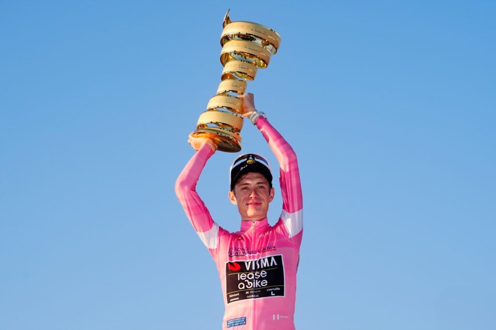 Tour de France 2026: i numeri dell'Italia e la super sfida Pogacar-Vingegaard per la vittoria 2 Jonas Vingegaard ha vinto il Giro d'Italia 2026