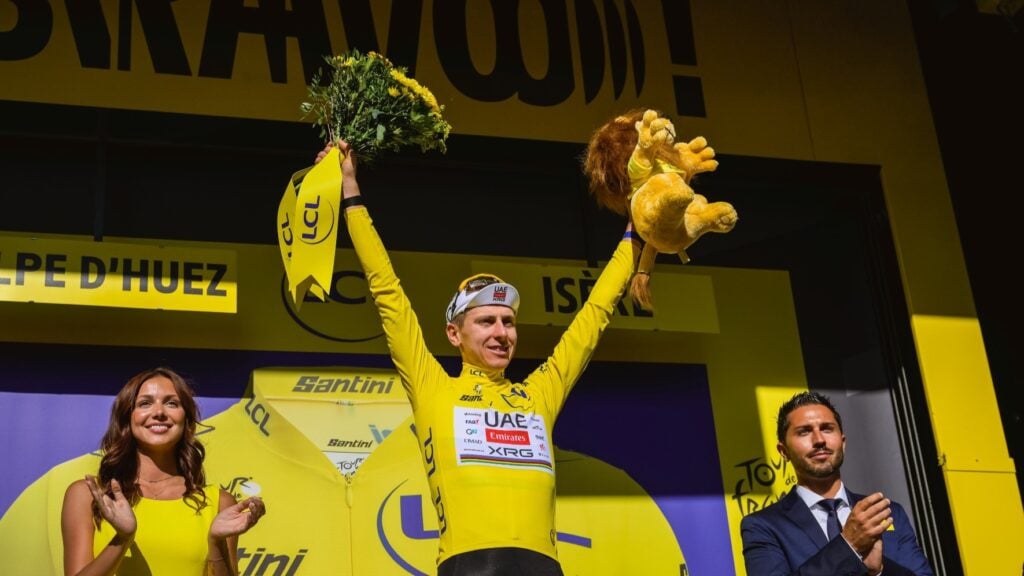 Pogacar domina la tappa 4 Vuelta di Spagna 2026 e firma un'altra vittoria capolavoro 4 Tappa 19 Tour de France 2026, spettacolare vittoria di Tadej Pogacar sull'Alpe d'Huez